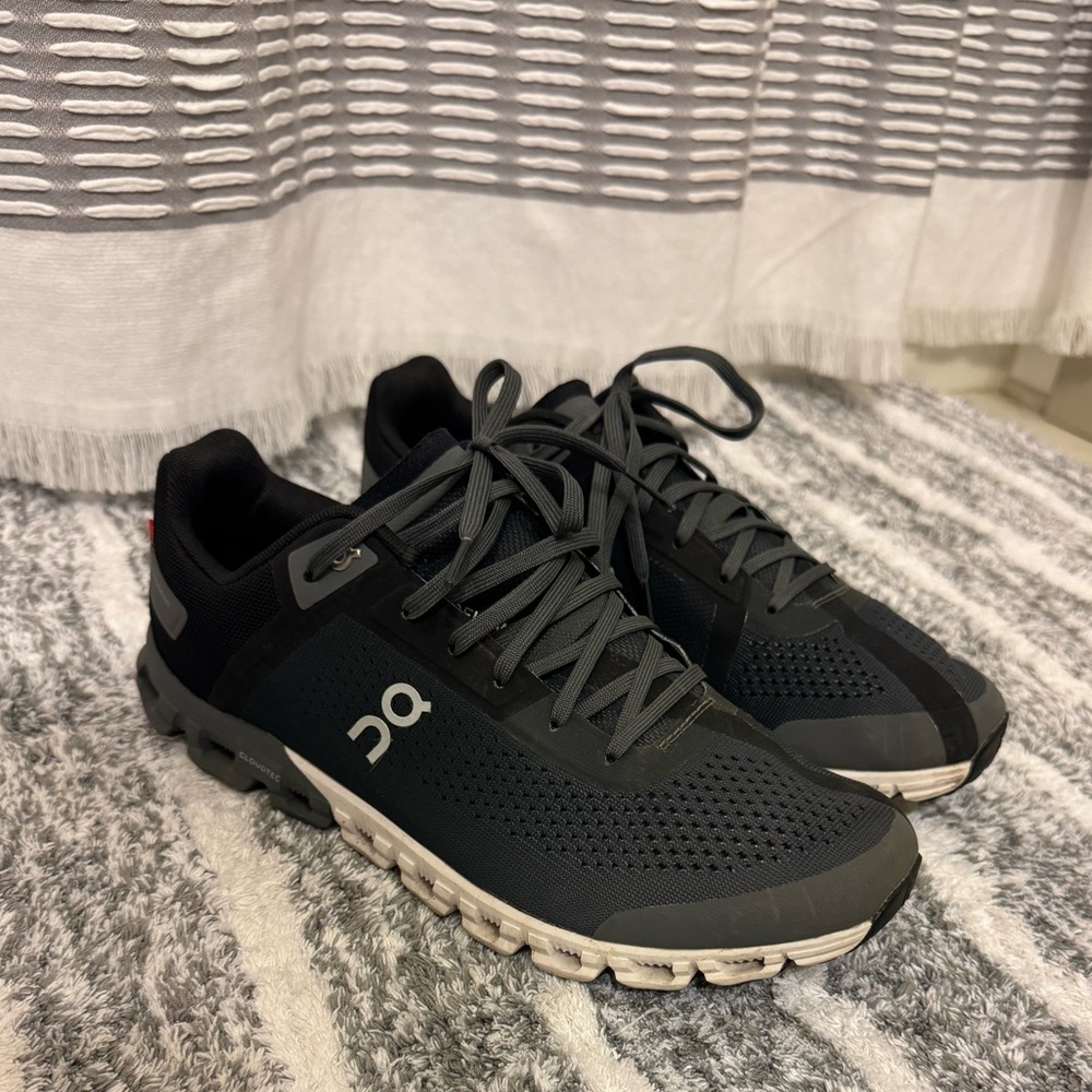On Running Men's Black and Gray Athletic Shoes